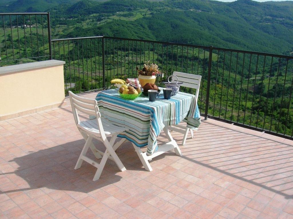 Bed and Breakfast Borgo San Pietro Agnone Habitación foto